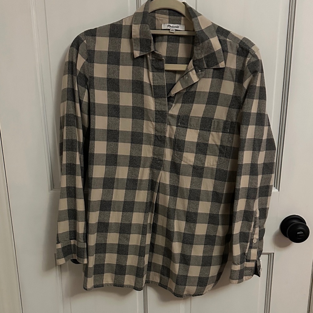Madewell Beige & Gray Plaid Button-Down Shirt